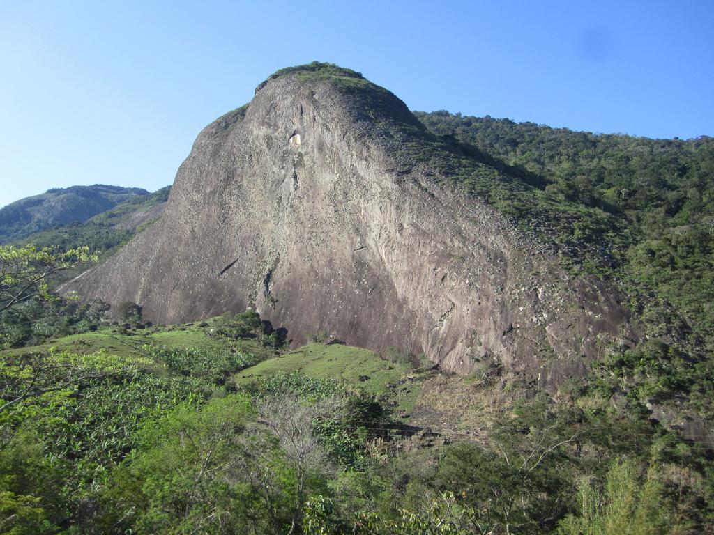 Residencia Pedra Do Elefante Hotel Guarapari Luaran gambar